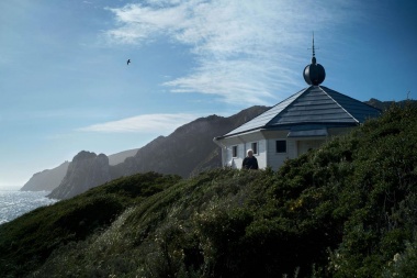 Quién es el francés que busca que el "Faro del Fin del Mundo" vuelva a iluminarse