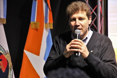 Causa Malvinas: "Hay entrega de soberanía y muchos han sido cómplices con su silencio"