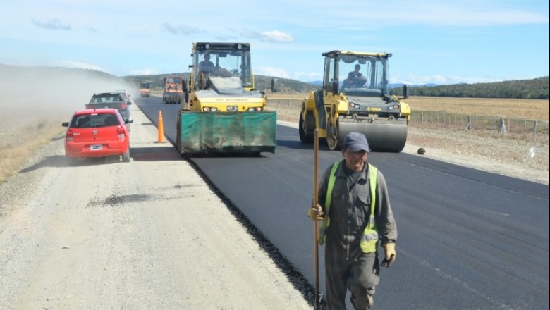 Vialidad Nacional avanza con la repavimentación de la Ruta 3 - Critica Sur
