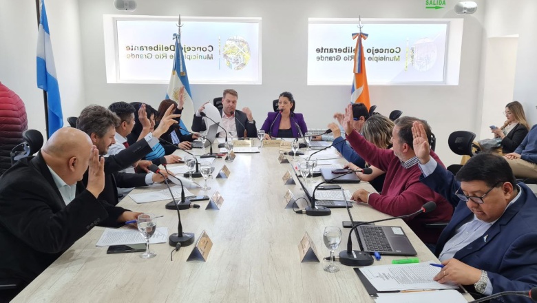 Concejales aprobaron la creación de una plataforma digital de control de servicios de transporte público y privado