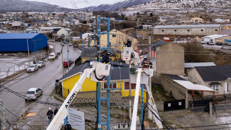 Avanzan los trabajos de la DPE para restablecer el servicio de energía eléctrica en Ushuaia