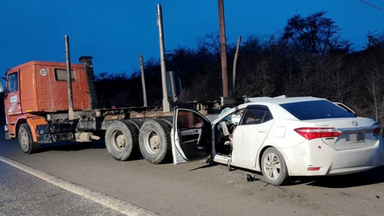 Chocaron un vehículo y un camión sobre la Ruta 3 en Tolhuin