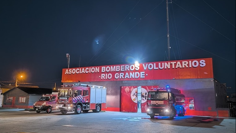 Bomberos voluntarios de Río Grande protestan por la falta de pago de un subsidio provincial