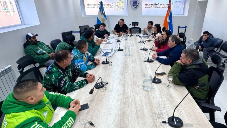 Camioneros rechazan el proyecto que propone impedir el tránsito pesado en el puente Mosconi