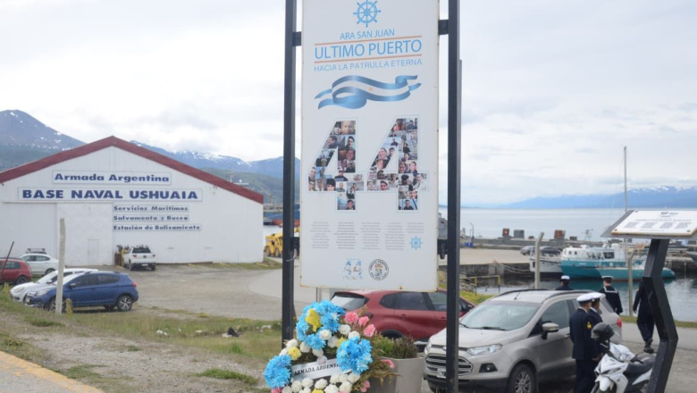 A 8 años de su naufragio, Ushuaia homenajeó a los 44 héroes y heroína del submarino ARA San Juan