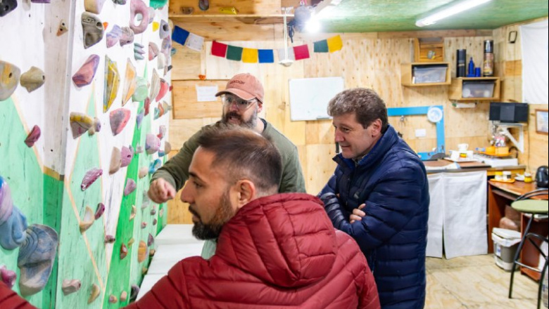 Melella visitó la sede del Club Andino Río Grande