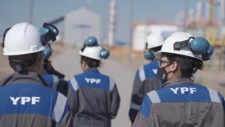 Petroleros fueguinos en alerta: “No hay despidos masivos, pero la incertidumbre es enorme”