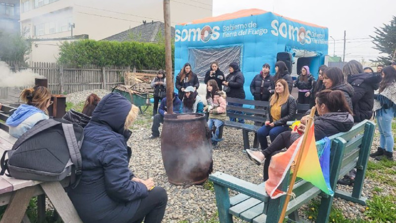 Comenzaron los "16 dias de activismo" por la eliminación de la violencia contra las mujeres