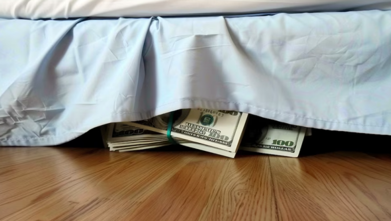 Uno de cada tres argentinos considera que la única inversión segura es comprar dólares