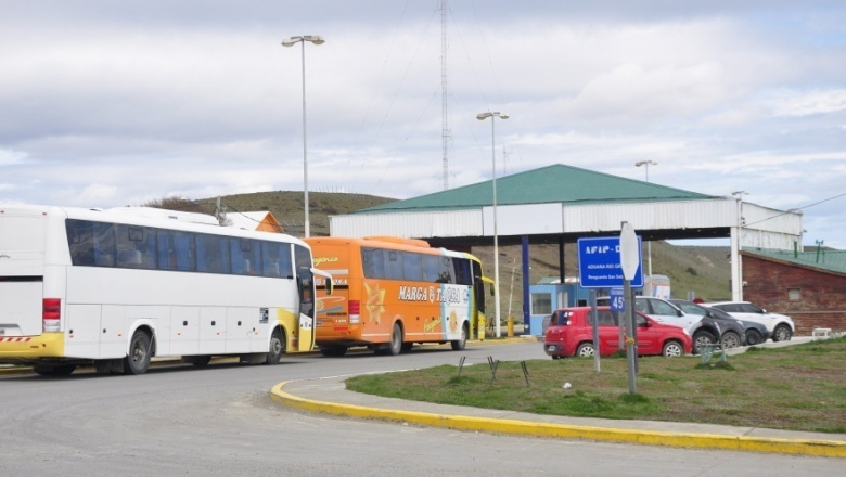 Éxodo en baja: Menos de 10 mil fueguinos salieron por tierra entre el 10 y el 21 de diciembre