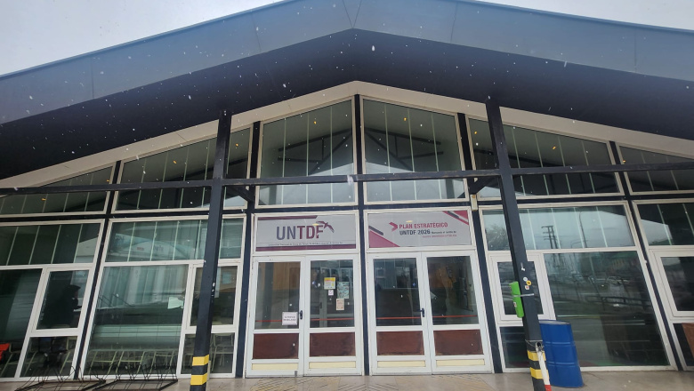 Un proyecto académico de la UNTDF sobre juventudes se convirtió en ley provincial