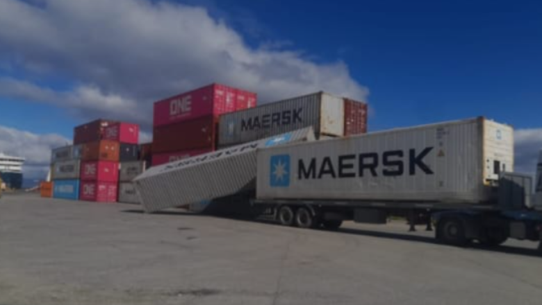 Intervención y descuido: un contenedor vacío se cayó en el Puerto de Ushuaia