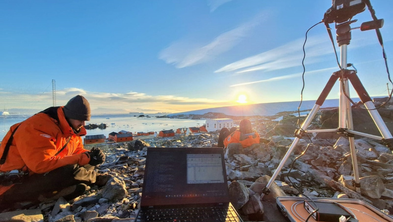 Investigadores del CONICET realizan estudio sobre medición de luz en la Antártida