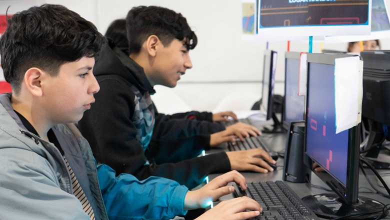 Impulsan propuestas tecnológicas para estudiantes fueguinos de 13 a 17 años
