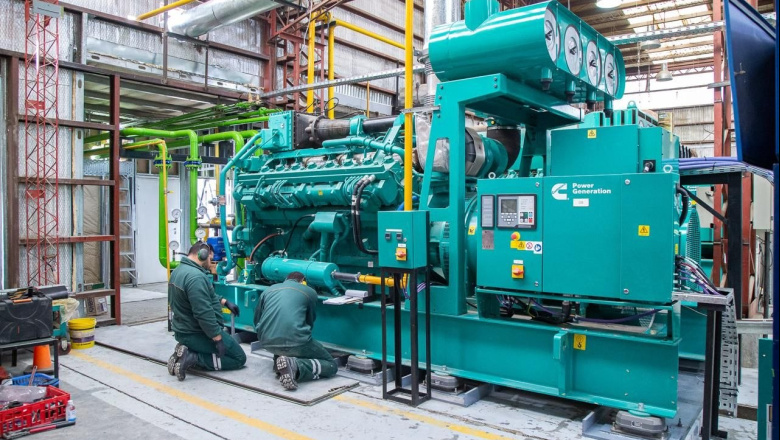 Ejecutan los trabajos finales de calibración en el nuevo generador Cummins 3 de Tolhuin
