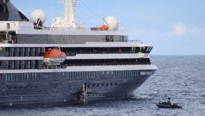 La Armada Argentina evacuó a pasajero de un crucero turístico en el Pasaje de Drake