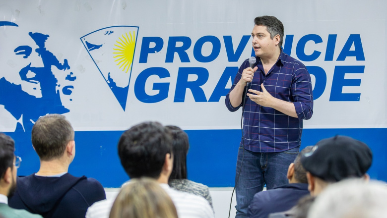 “Desde Río Grande, defender la democracia es sostener la industria y el trabajo”, dijo Martín Perez