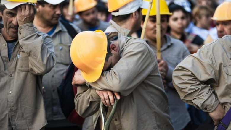 Caen los salarios, los pobres trabajan más horas y los cuentapropistas buscan empleo formal