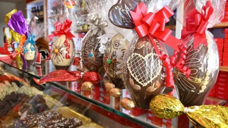 Pascuas ajustadas: el costo de elaboración de roscas y huevos subió hasta el 40% respecto del 2025