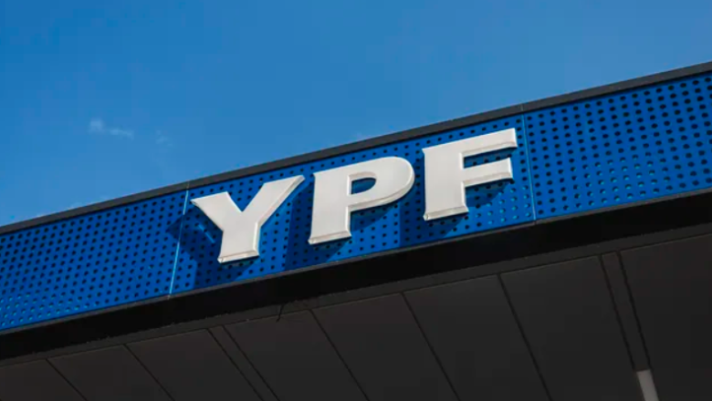YPF anunció que va a mantener estables los precios de los combustibles por 45 días