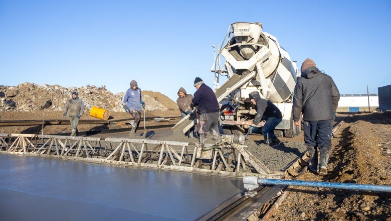 Avanzan los trabajos de pavimentación en diferentes sectores de Río Grande