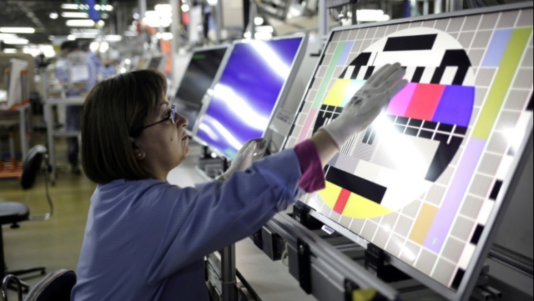 La economía se hundió 2,6% mensual en febrero, su peor retroceso desde diciembre de 2023