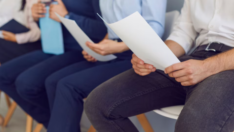 Cuatro de cada 10 trabajadores argentinos buscan un segundo empleo para llegar a fin de mes, según una encuesta