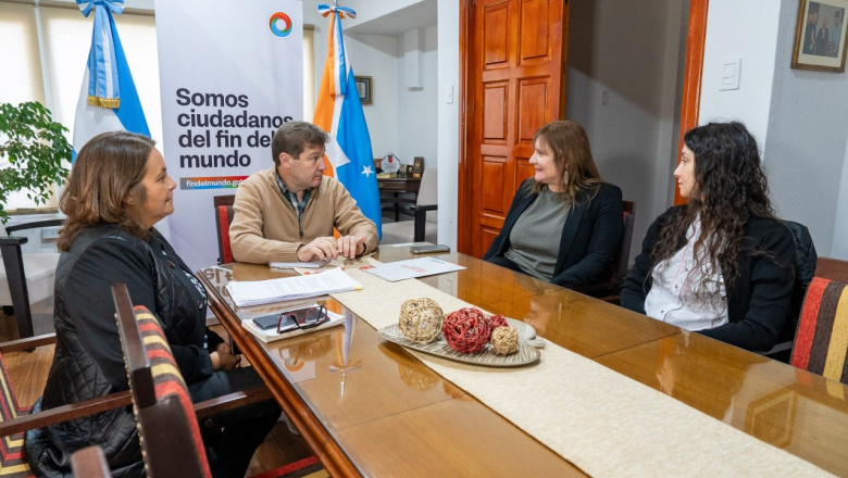 Melella formalizó el lanzamiento del ‘Programa Provincial de Medicamentos Fueguinos’