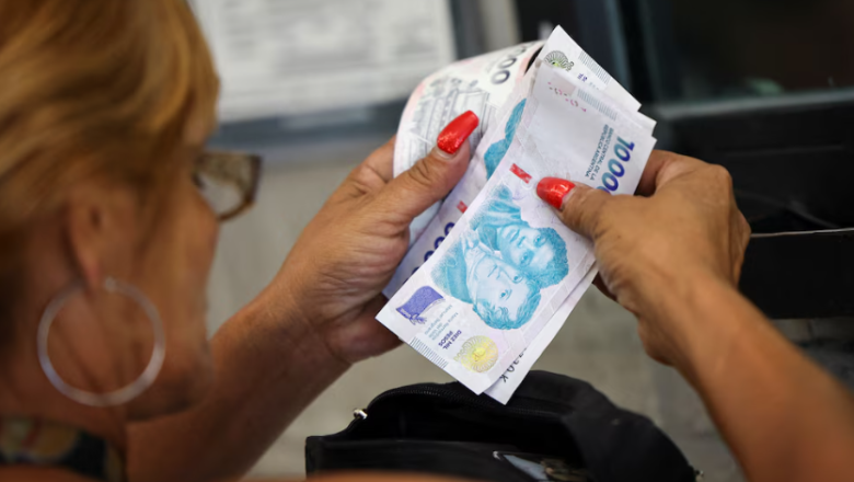 Bajan los salarios y suben los gastos fijos: el combo que explica por qué cuesta llegar a fin de mes