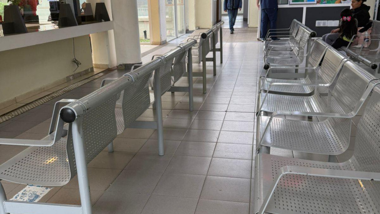 El Hospital Regional de Río Grande recibió donación del aeropuerto para mejorar espacios de espera