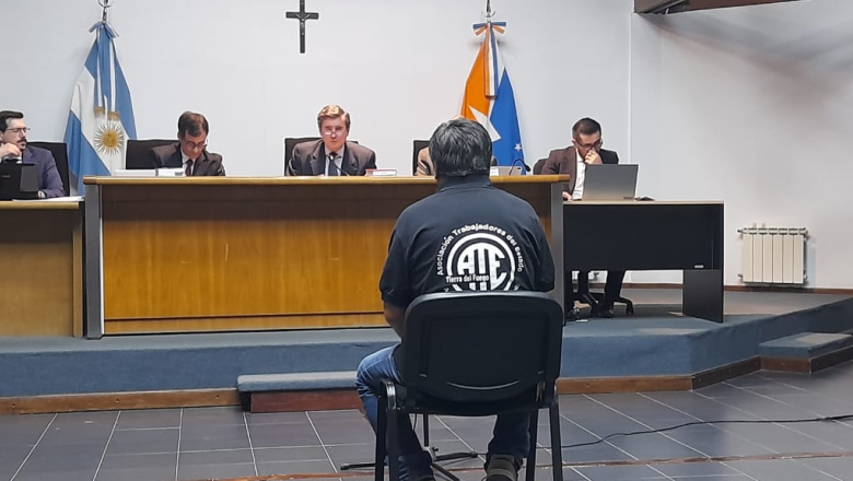 “La plata era para él”: Arana complicó a Carlos Córdoba en la primera jornada del juicio por las viviendas de ATE