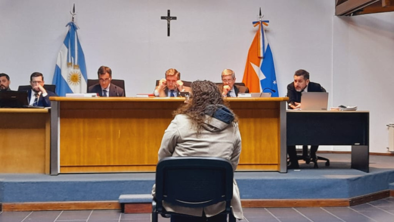 “Entregué todo lo que tenía por una vivienda”: el duro relato de una damnificada en el juicio por las presuntas estafas con casas de ATE
