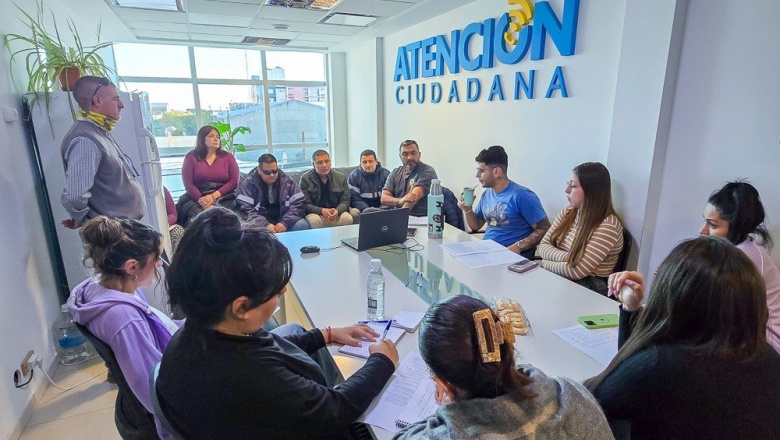 Capacitaron al personal municipal del 147 para fortalecer la atención durante el invierno