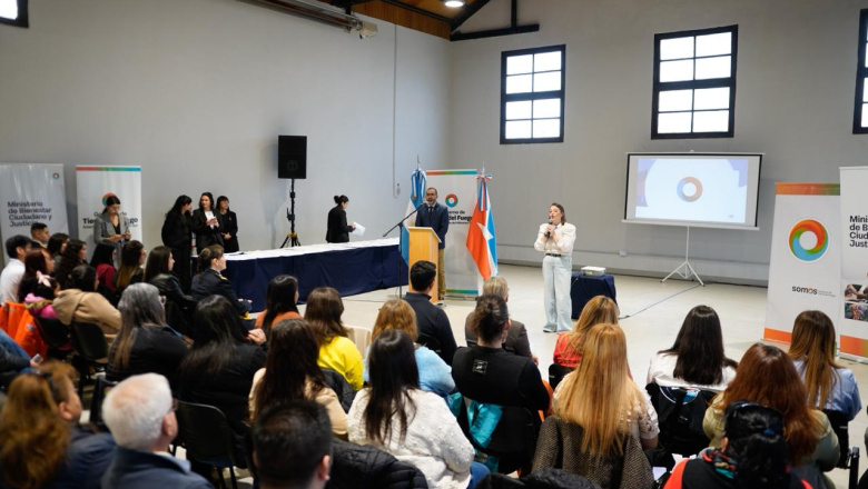 Gobierno diplomó a 190 fueguinos en ‘acompañamiento comunitario contra las violencias por razones de género’