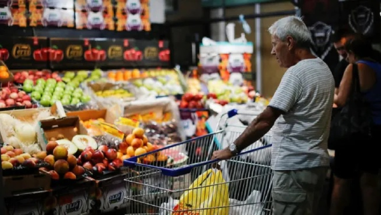 Ventas en supermercados cayeron 5,1% anual en marzo y en shoppings sufrieron su mayor derrumbe desde inicios de 2024