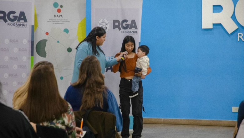 Río Grande fortalece políticas de acompañamiento para adolescentes embarazadas y jóvenes madres