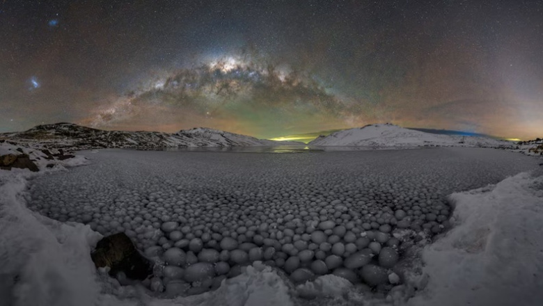 La travesía de la fotógrafa que registró un fenómeno nunca visto en la Patagonia: esferas de hielo y el cielo más extraordinario