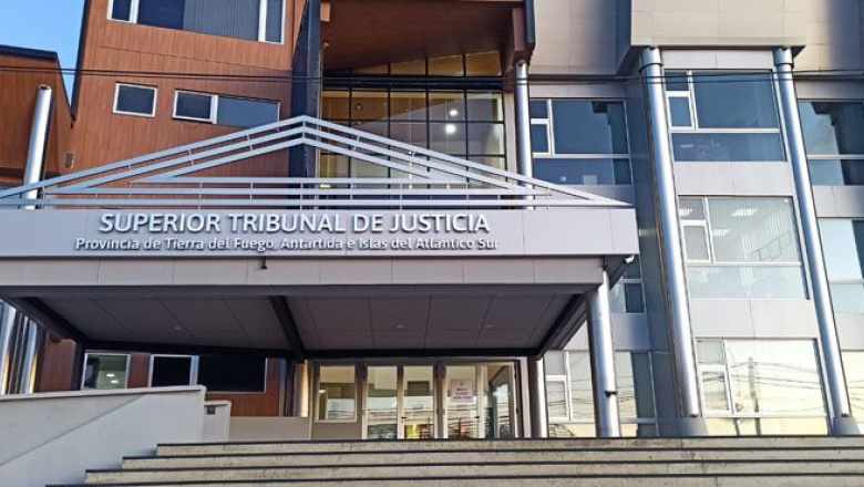 El Gobierno busca reactivar la reforma de la Constitución en el Superior Tribunal de Justicia