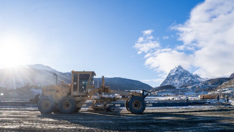 Vialidad Provincial y la DPE participan del operativo de traslado de equipos de la nueva usina en Ushuaia