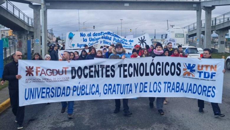 Docentes y no docentes de la UTN fueguina rechazaron la Ley de Tierras que impulsa Milei