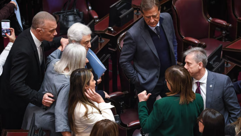 El Senado debate la Ley de inviolabilidad de la propiedad privada en una sesión maratónica