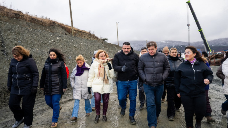 Melella recorrió junto a Vuoto y senadores nacionales el predio de la nueva usina de Ushuaia