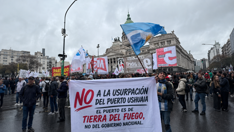 Trabajadores llevaron a Buenos Aires el reclamo por la recuperación del Puerto de Ushuaia