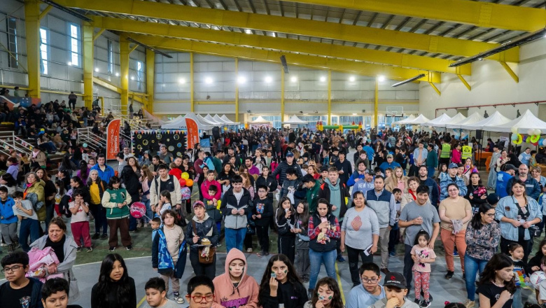 Cerca de 2 mil niños y niñas participaron de kermés por el ‘Mes de las Infancias’ en la provincia