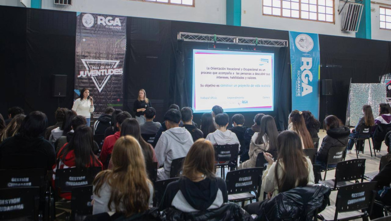 Más de 950 jóvenes recorrieron la ‘Expo Académica’ organizada por el Municipio en Río Grande