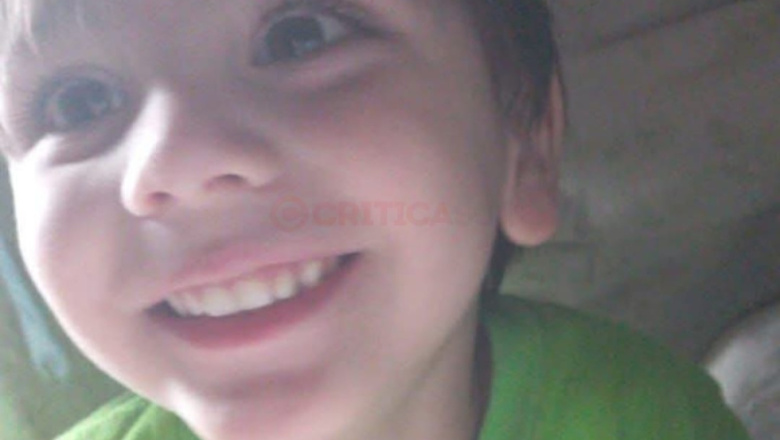 La familia de Tayron pide una ley para que los niños no sean dados de alta sin estudios básicos