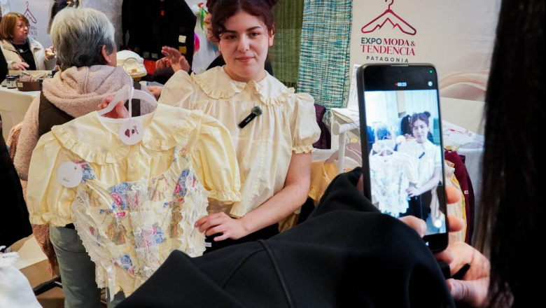 Moda fueguina que cruza fronteras: una emprendedora de Río Grande se expande a Santa Cruz