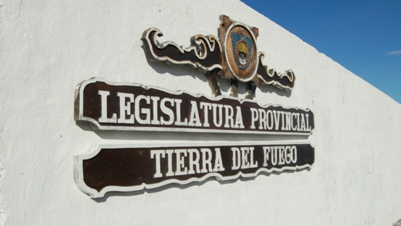 Proponen crear un registro de personas 'inhabilitadas' para ejercer cargos públicos en Tierra del Fuego