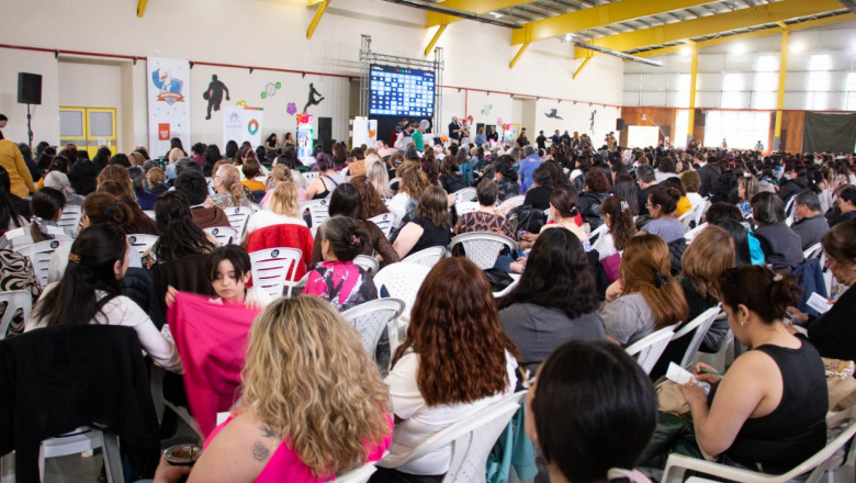 Más de 2 mil mujeres participaron del bingo por el Mes de las Maternidades en Ushuaia