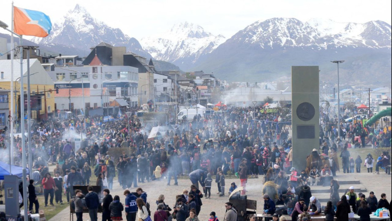 Ushuaia celebra sus 142 años con una paella popular estimada para 15 mil personas